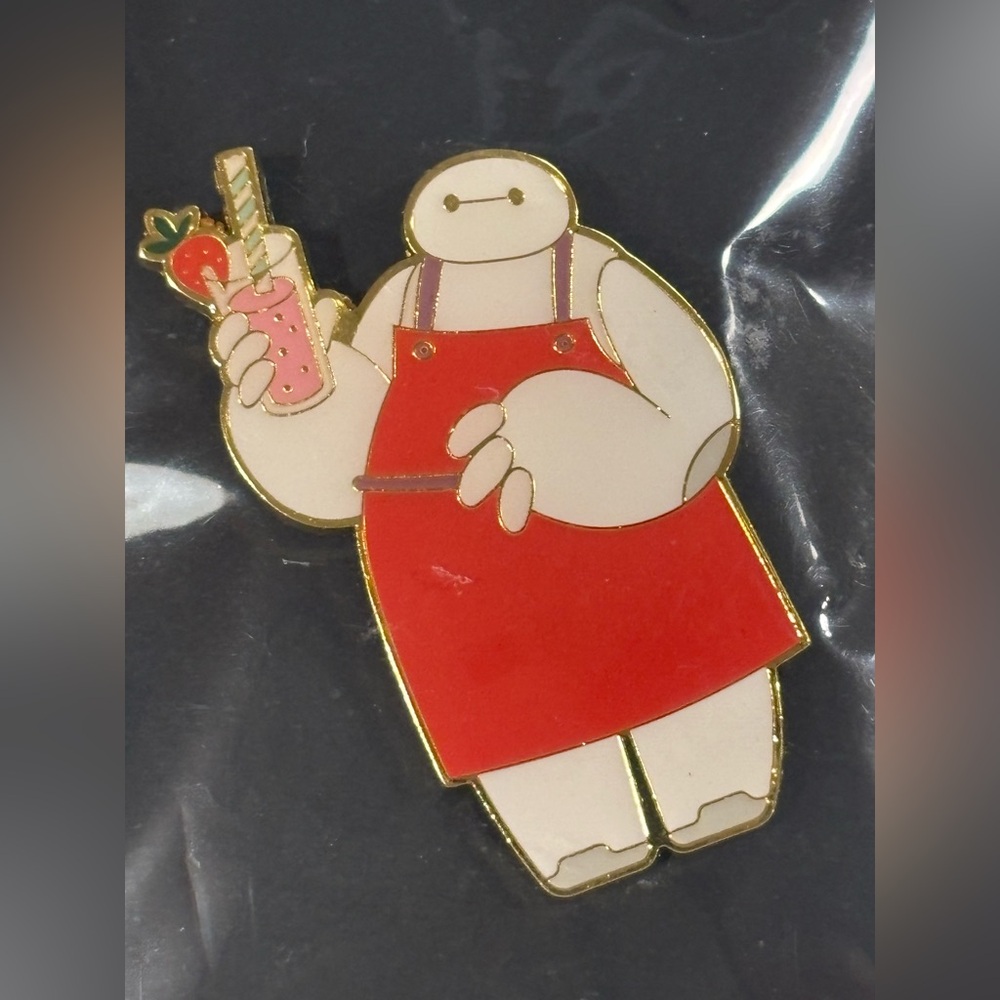Loungefly Disney Big Hero 6 Baymax Smoothie Enamel Trading Pin - Picture 3 of 3